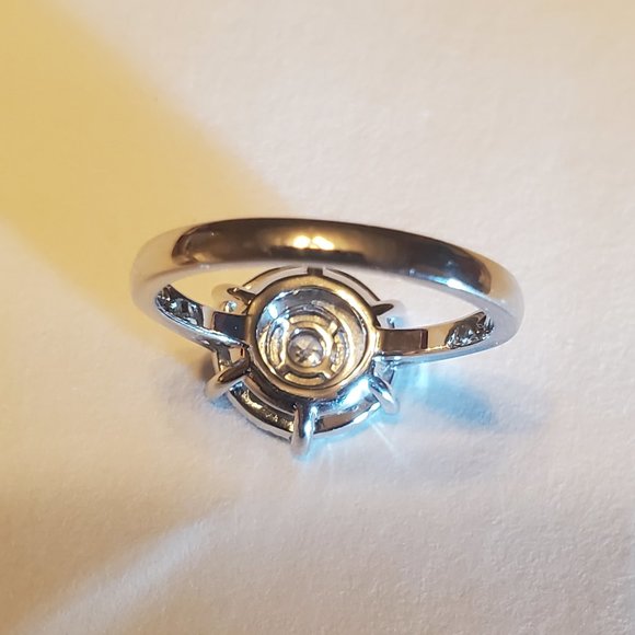 The brand new, beautiful design 14K white gold diamond ring - Picture 6 of 7